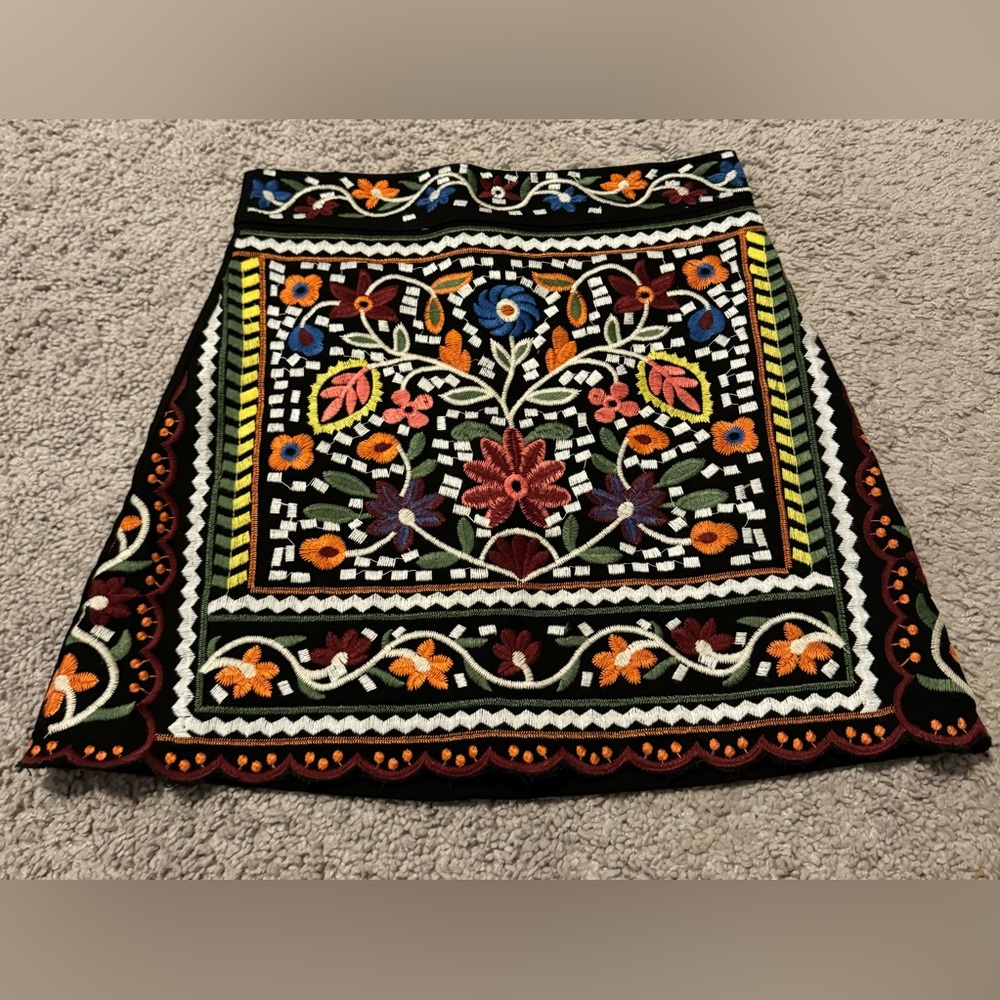 Lulus black mini shirt with beautiful color embroidery in XS